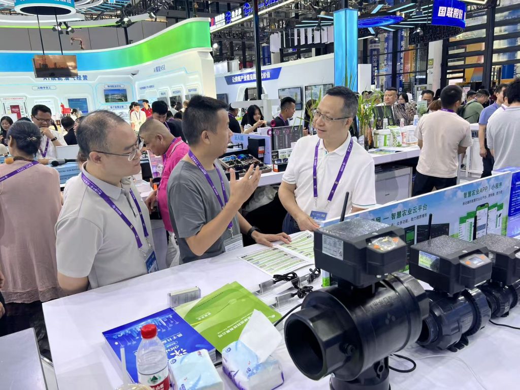 奥越信闪耀第22届东盟博览会:物联网软硬件深度融合驱动农业创新